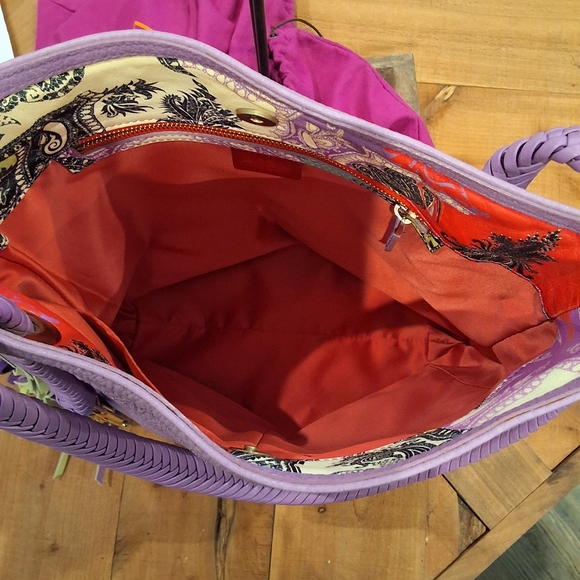 ETRO LEATHER BAG WITH SUEDE FRINGE COMES WITH COA FULL INCLUSION - Picture 9 of 16